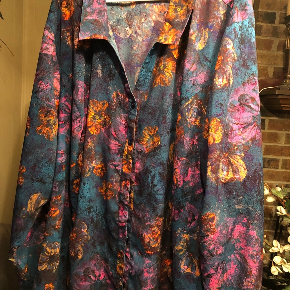 Catherine’s 5x Patterned Button Down Shirt. Gold,… - image 2